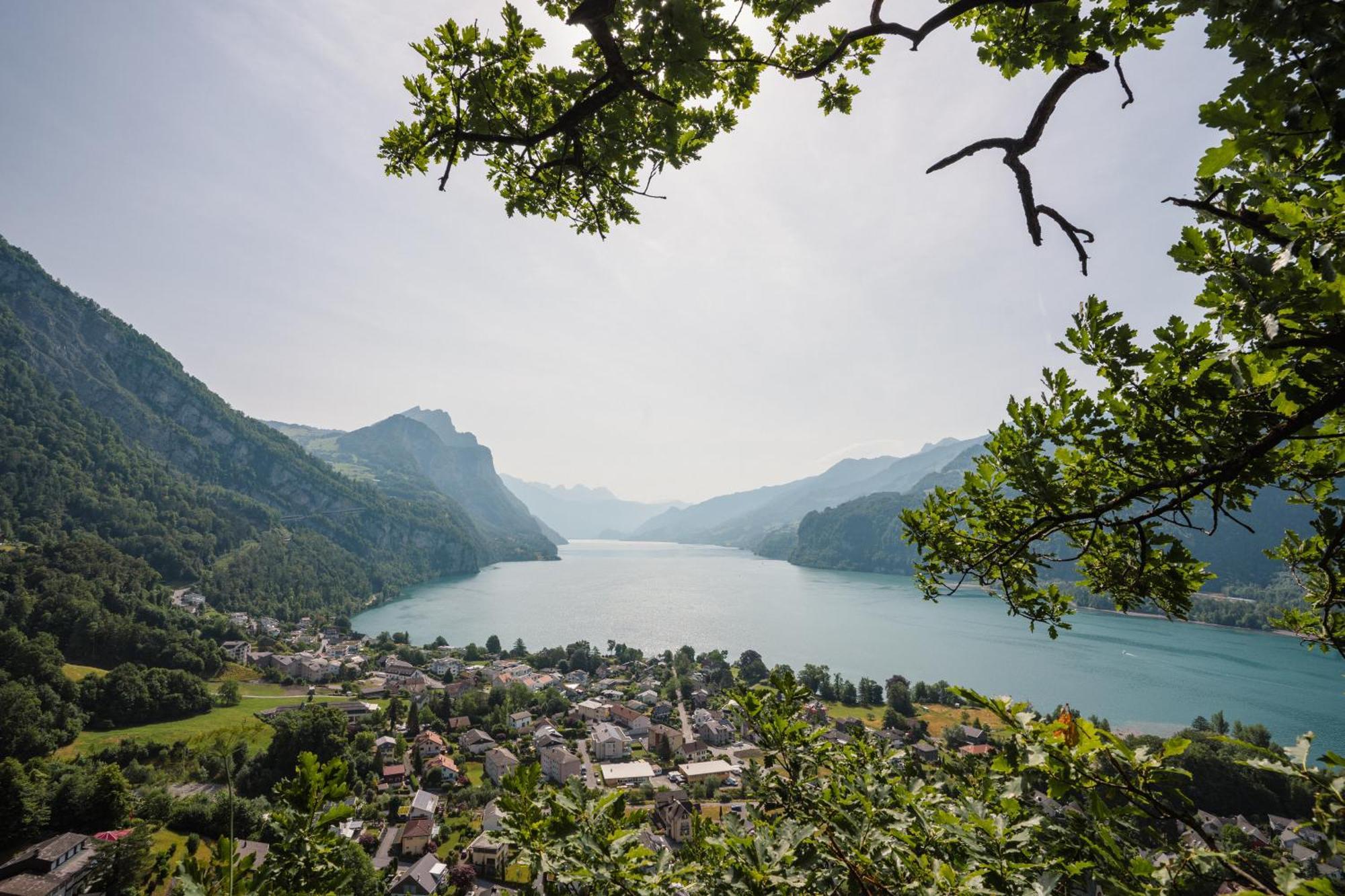 Parkhotel Schwert Weesen Bagian luar foto